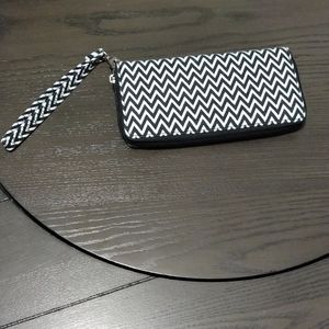 Wristlet Wallet (NWOT)